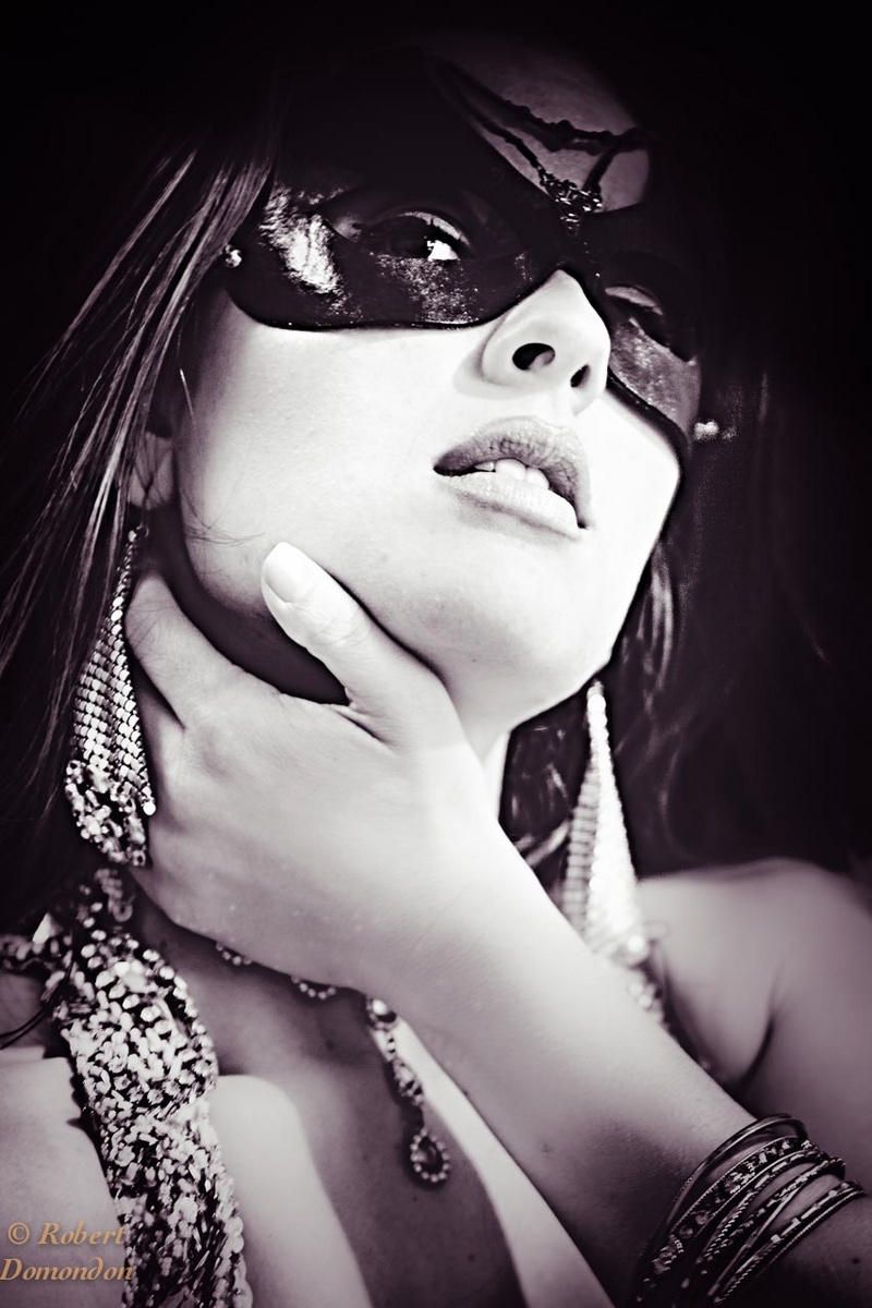 Female model photo shoot of Nathalie Giuliana