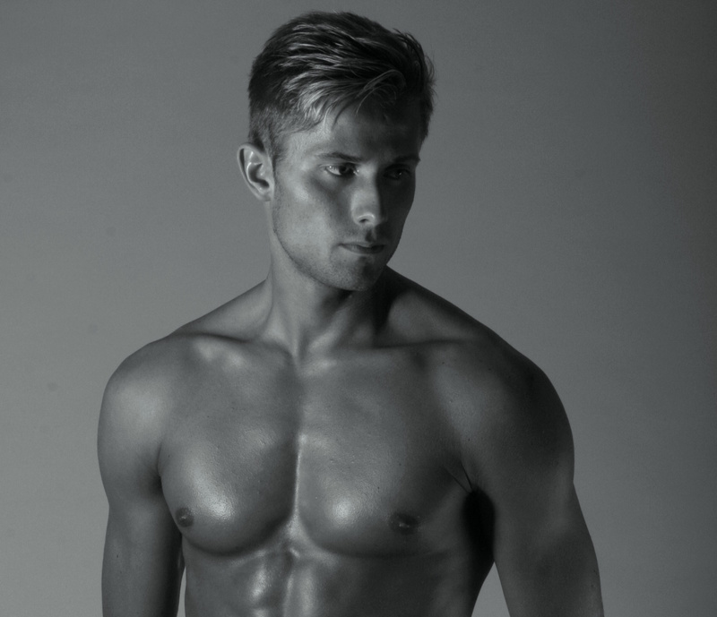 Male model photo shoot of Sports_Pxl in Sweden