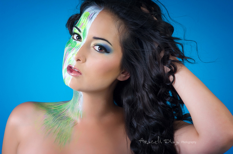 Female model photo shoot of Kaishla Lopez 