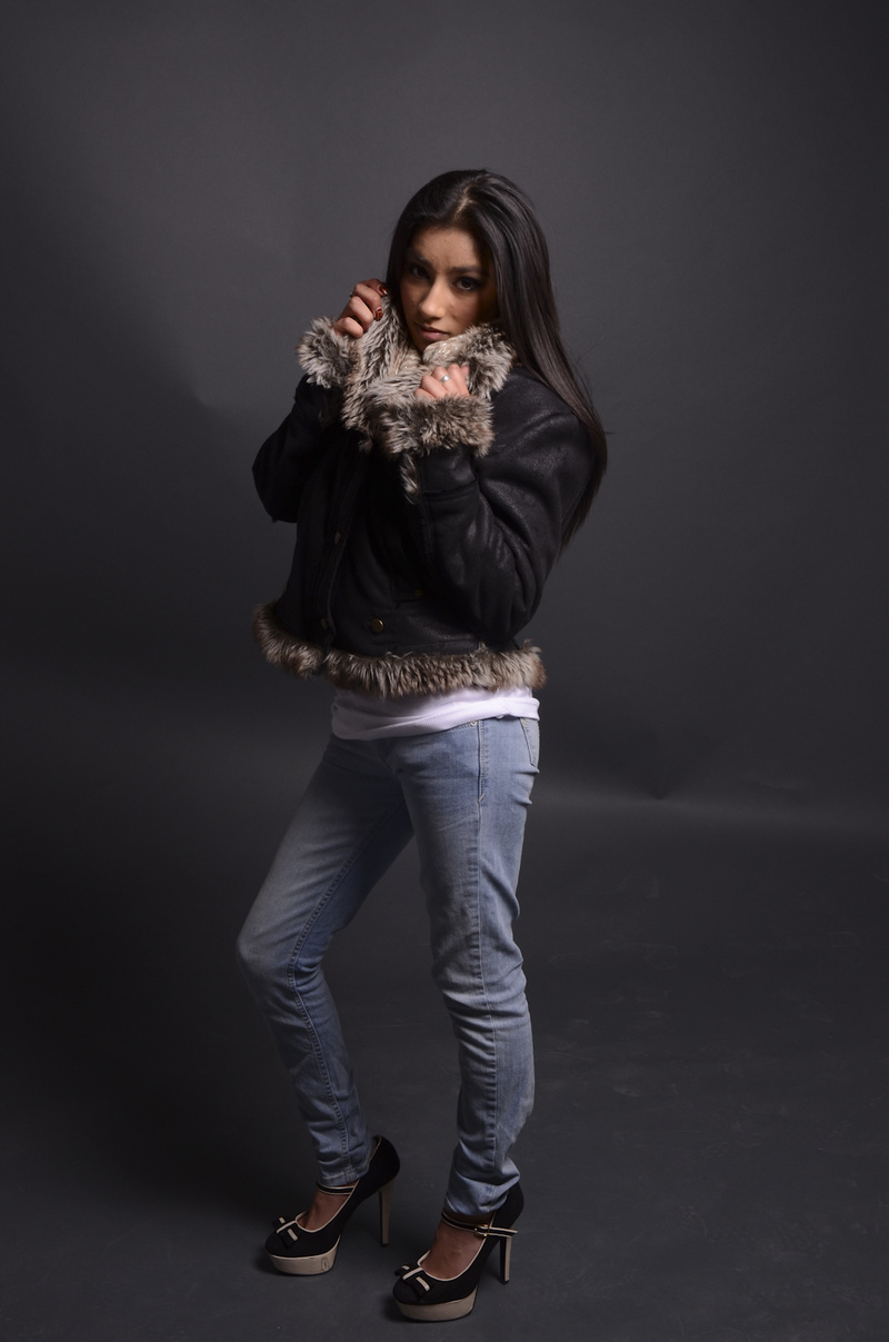 Female model photo shoot of Niki X