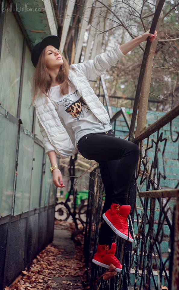 Female model photo shoot of Christine Harper in Moldova