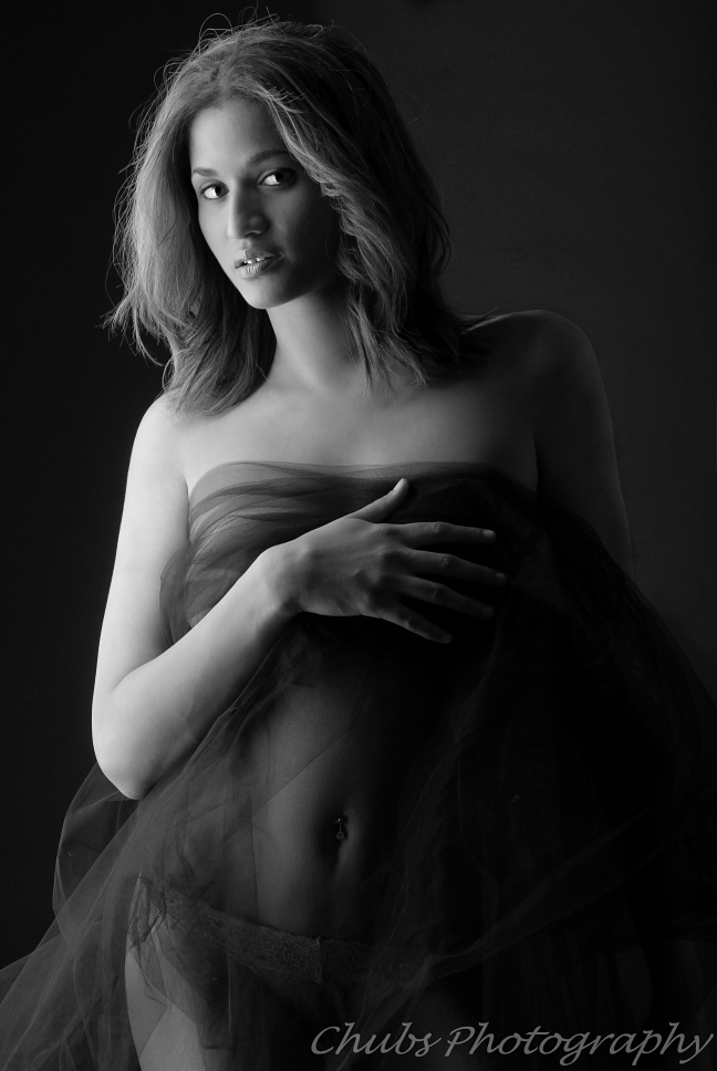Female model photo shoot of Nicole Alex-andria