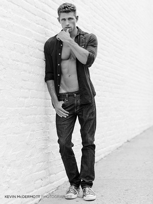 Male model photo shoot of Mark Raimondo
