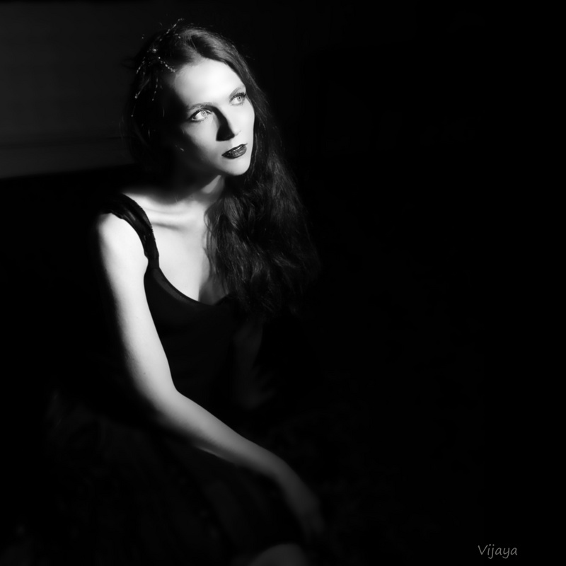 Female model photo shoot of EmmaR45