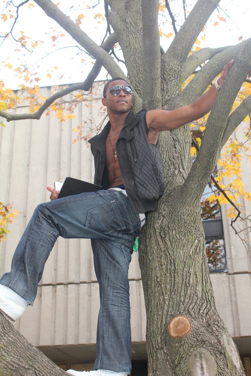 Male model photo shoot of Zaayon Russell Smith