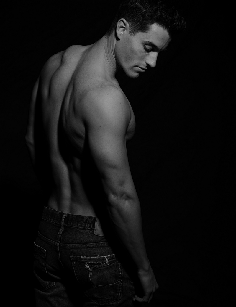 Male model photo shoot of Sean C Grant