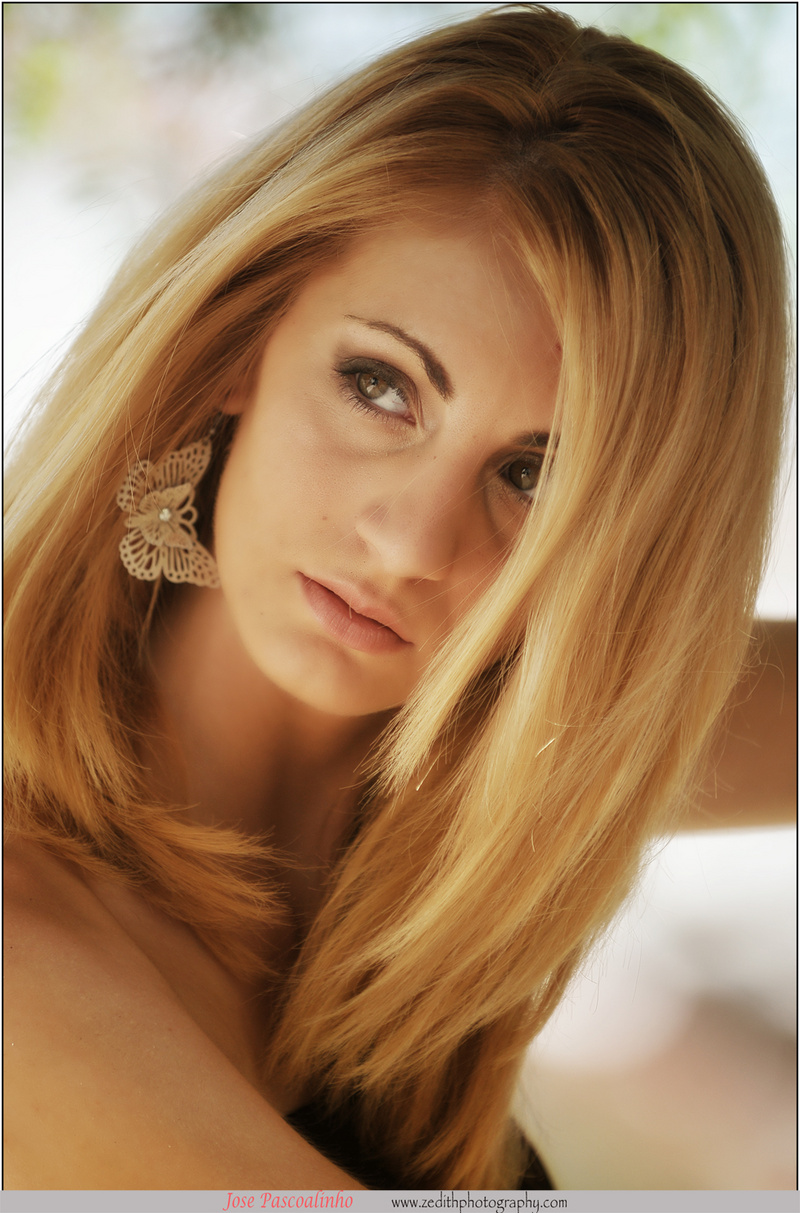 Female model photo shoot of Sara Sotero in tavira