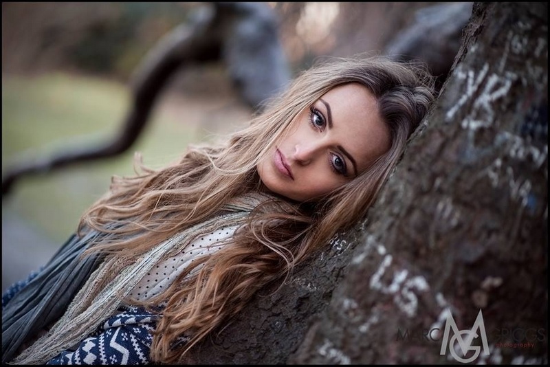 Female model photo shoot of Jossierose
