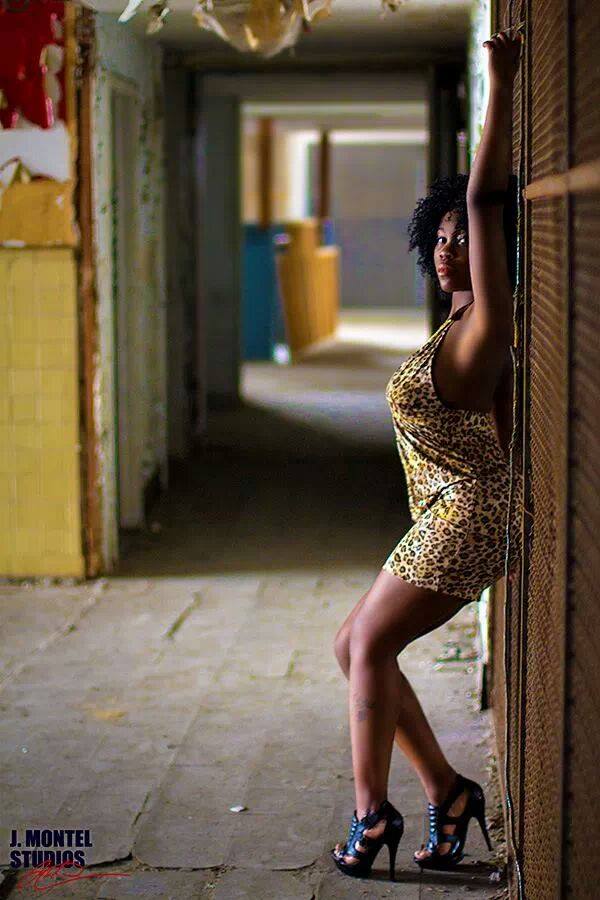 Female model photo shoot of Misery Da Monsta in Jax Photoshoot Out