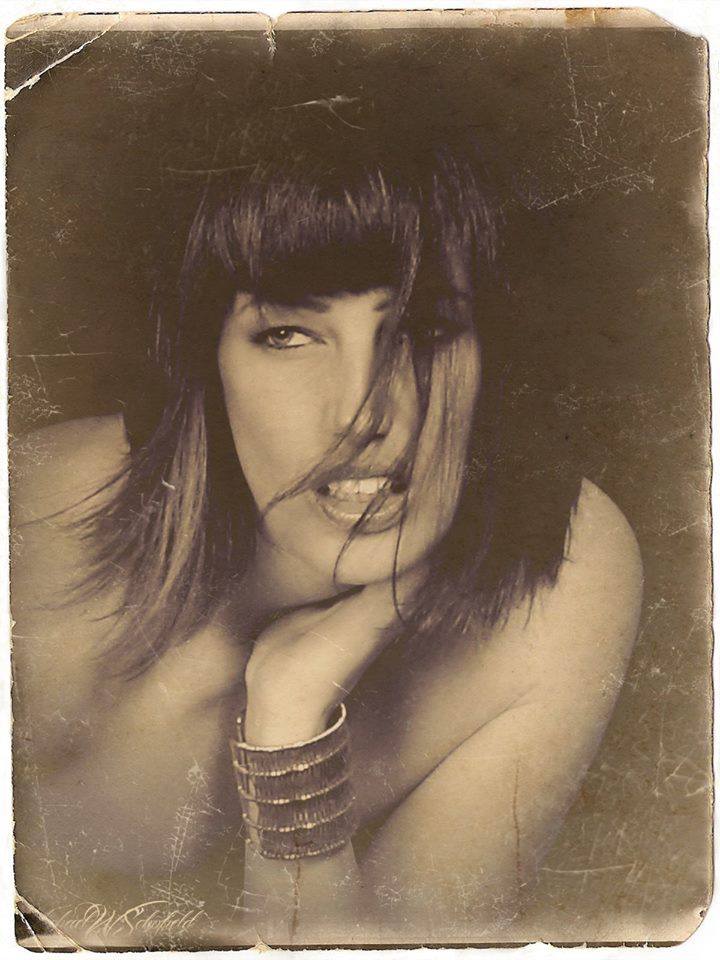 Female model photo shoot of Lori L Taylor by Michael W Schofield in Moore, OK