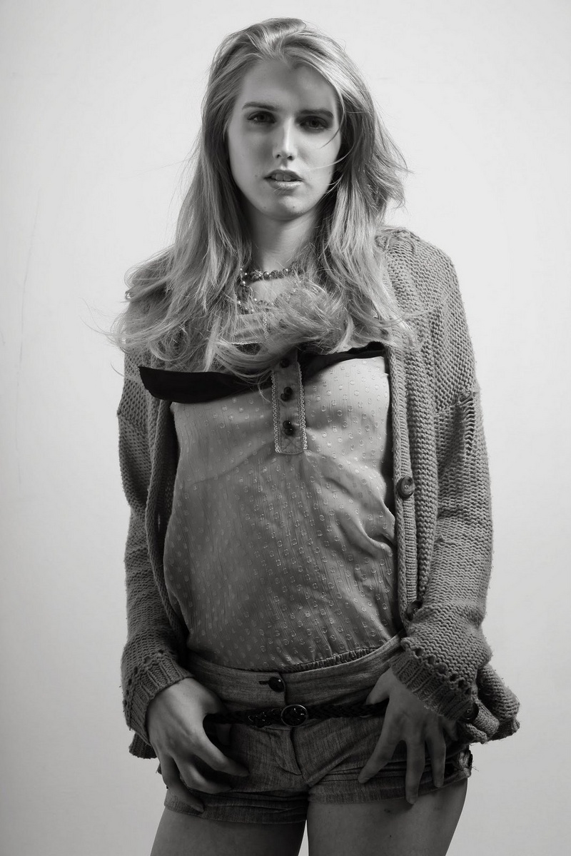 Female model photo shoot of Danae Winter
