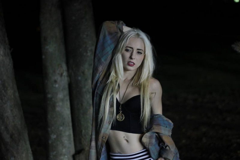 Female model photo shoot of Velvet Voodoo