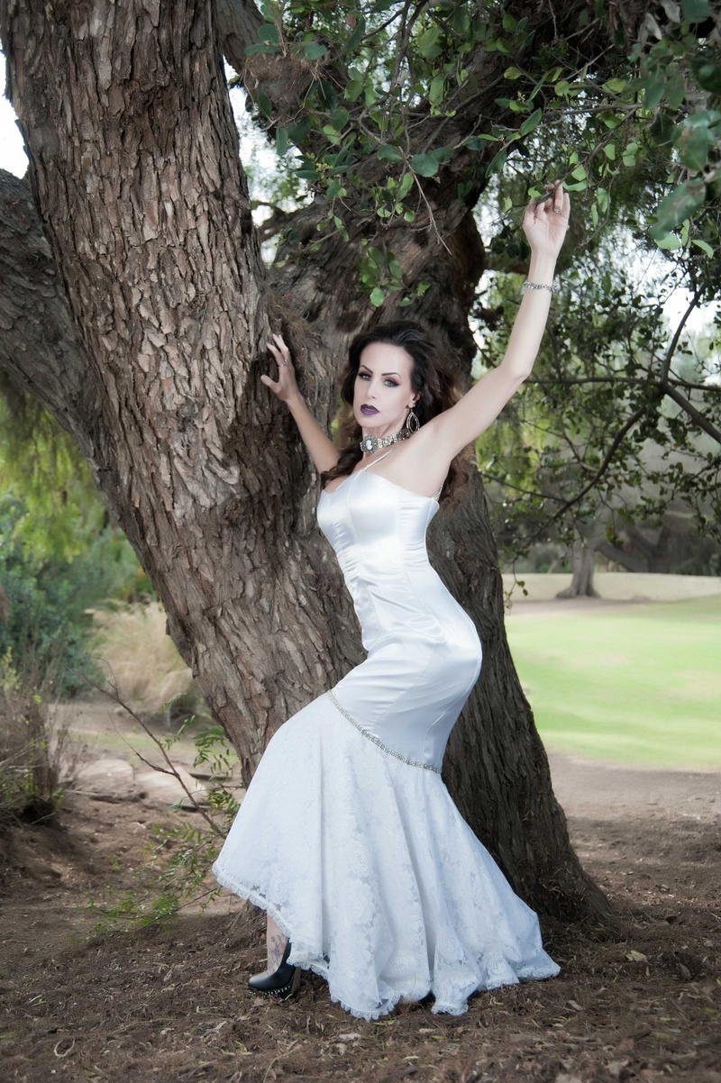 Female model photo shoot of Amanda Darosett in Presidio Park