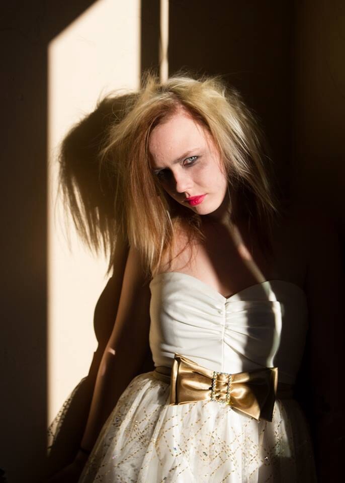 Female model photo shoot of Shaley Renee 