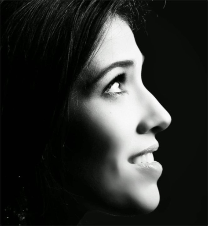 Female model photo shoot of Carla J Gonzalez