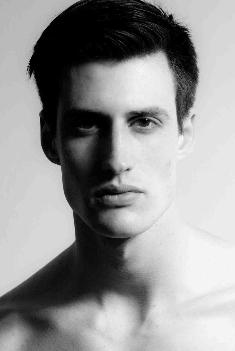 Male model photo shoot of David Penna