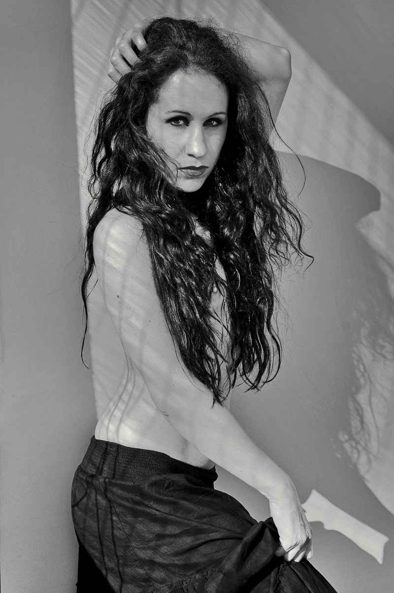 Female model photo shoot of Elbereth Lasombrae