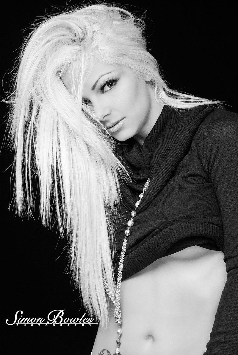 Female model photo shoot of Ashley  Lee in Dallas,Tx