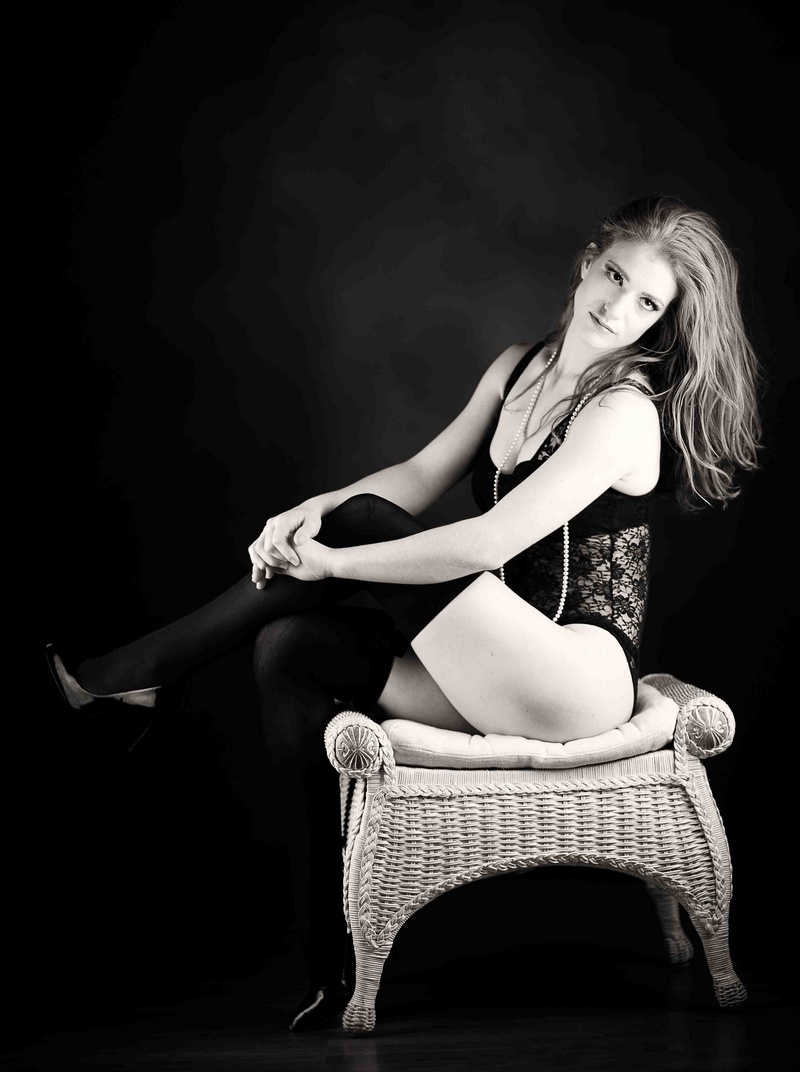 Female model photo shoot of Maggie Doyle