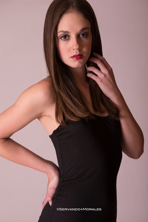 Female model photo shoot of Kayla B