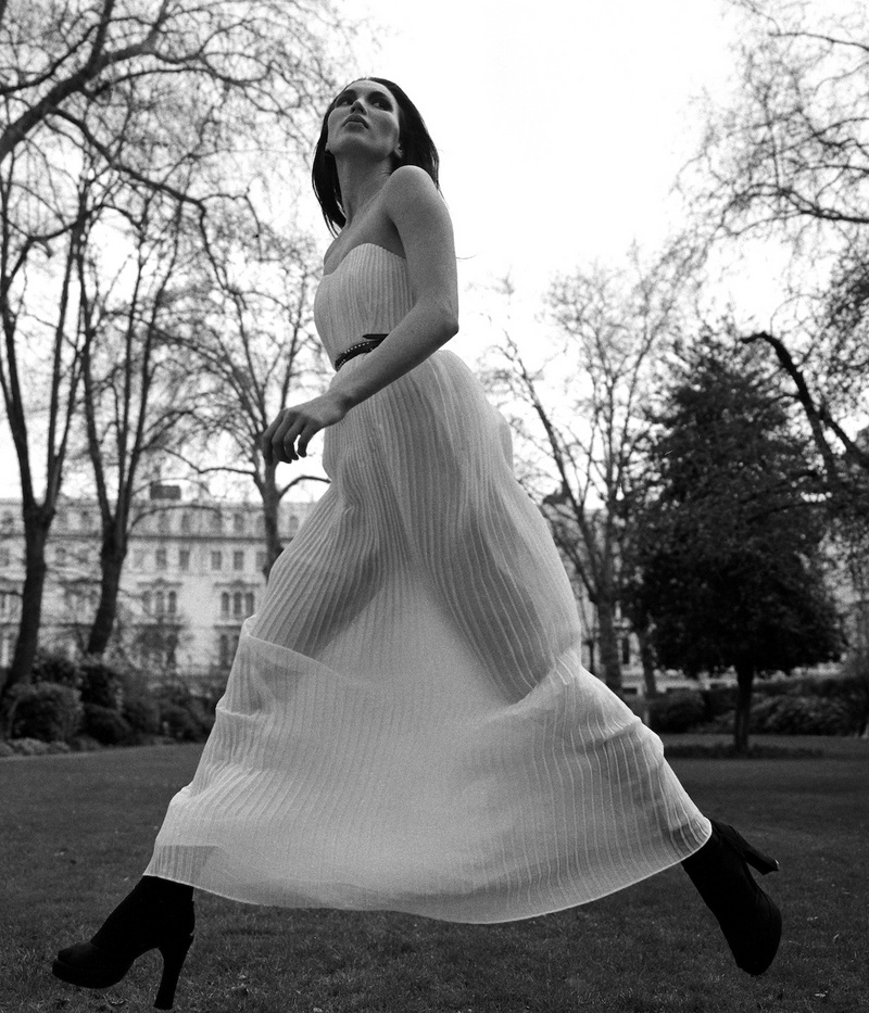 Female model photo shoot of ZaneV in London