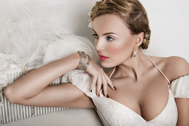 Female model photo shoot of Beata Augustyniak