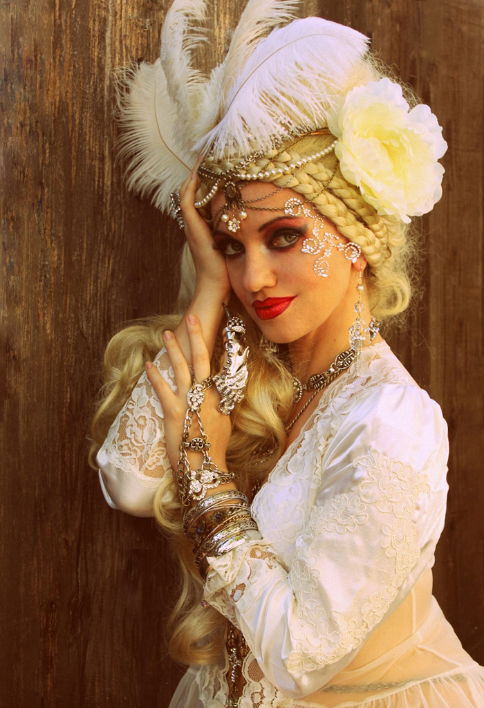 Female model photo shoot of Vladi Belle by Julietsdream
