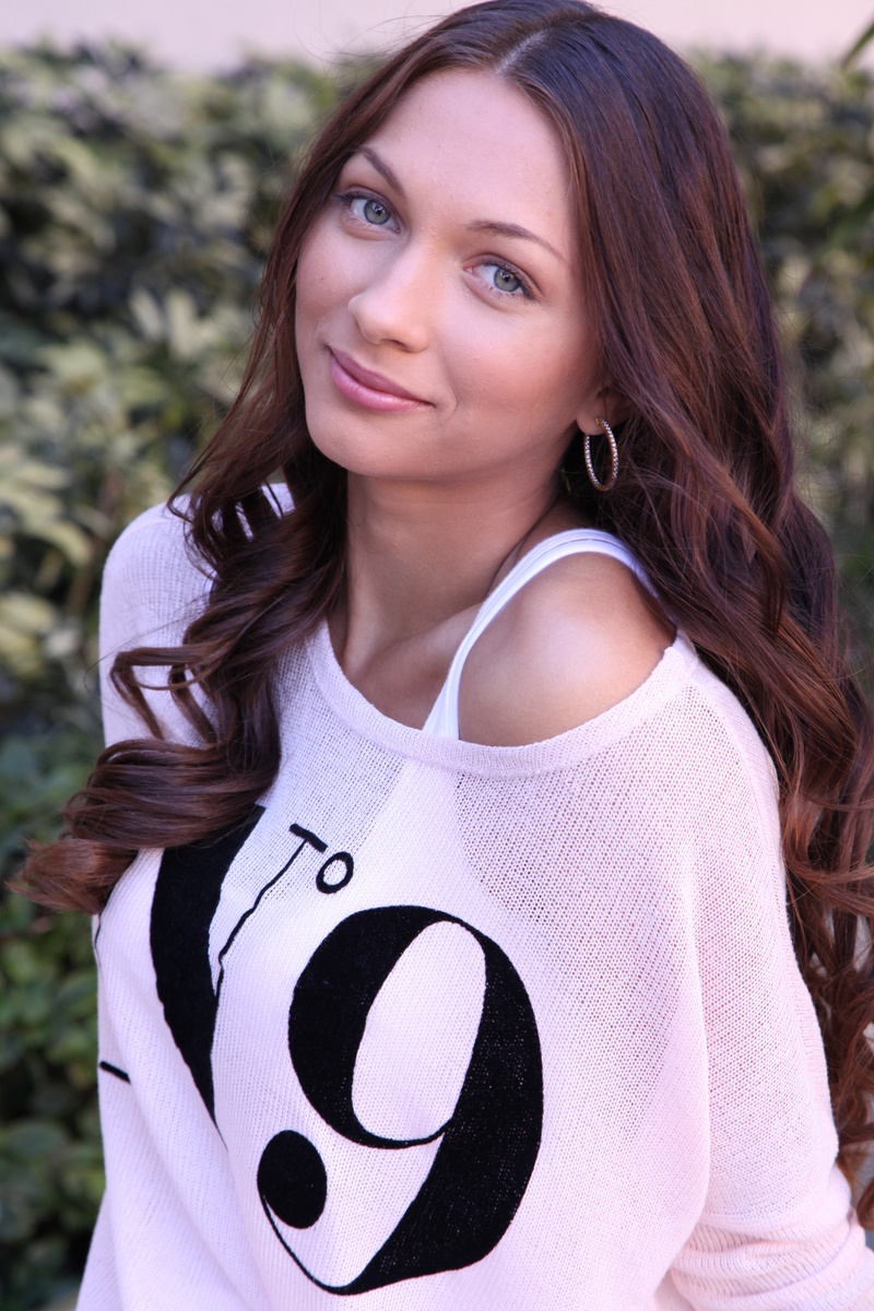 Female model photo shoot of Veranika Holubeva