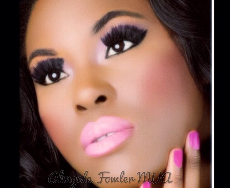 Female model photo shoot of Ahngela Fowler in Philadelphia