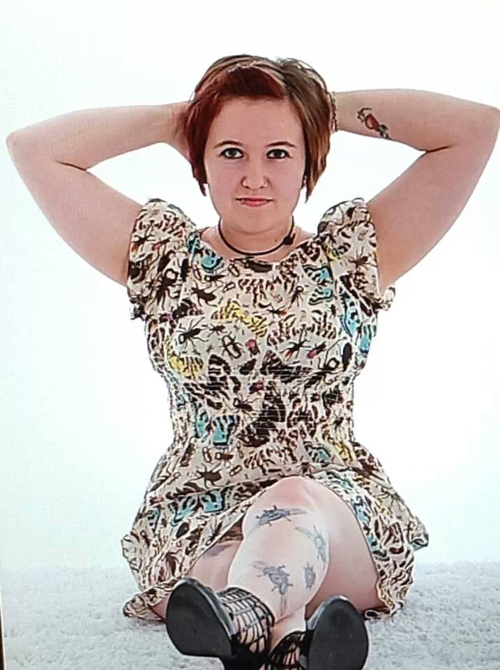 Female model photo shoot of pixieink