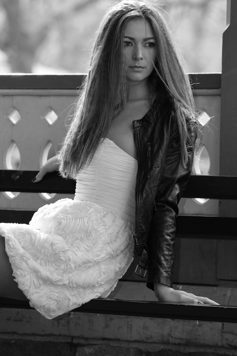 Female model photo shoot of Oksana Melnyk by Divided Light Creations in Central Park
