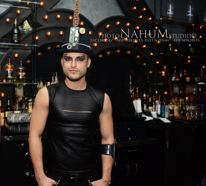 Male model photo shoot of Nahumnahum in Light Night Club