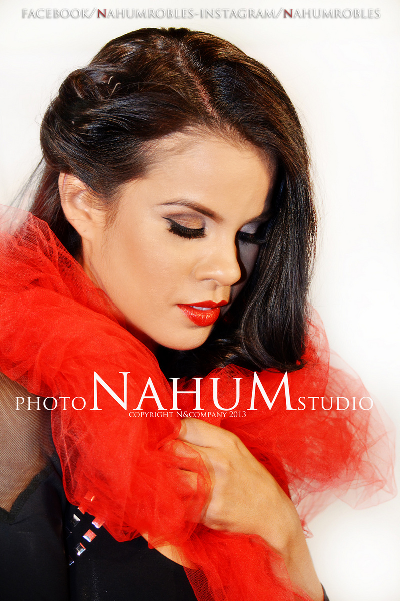 Male model photo shoot of Nahumnahum in L Makeup Institute