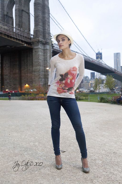 Female model photo shoot of Rachelle Clavin in Brooklyn