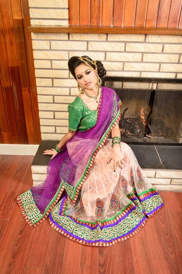 Female model photo shoot of Ayesha K