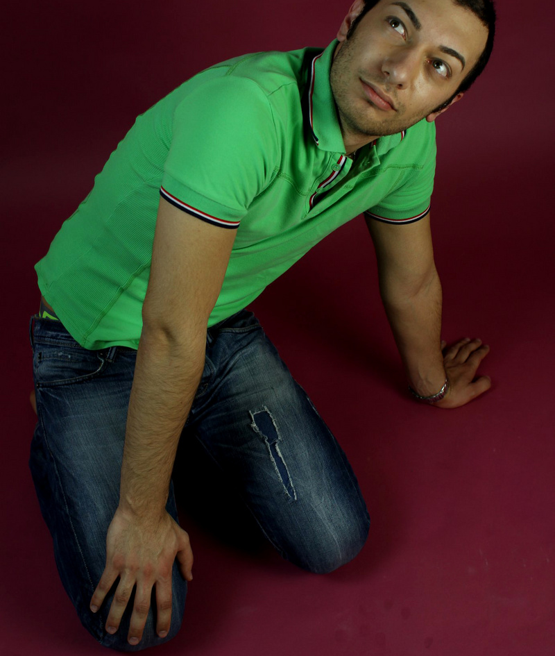 Male model photo shoot of ragazzoItaliano23 by PhotoguyTO in Toronto