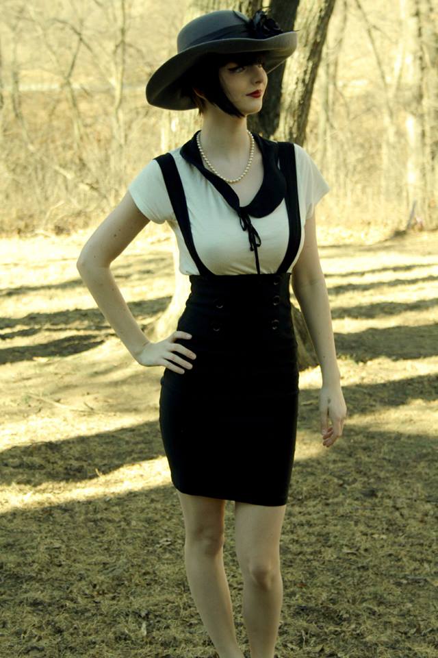 Female model photo shoot of Eva Ohman in Kansas City, MO