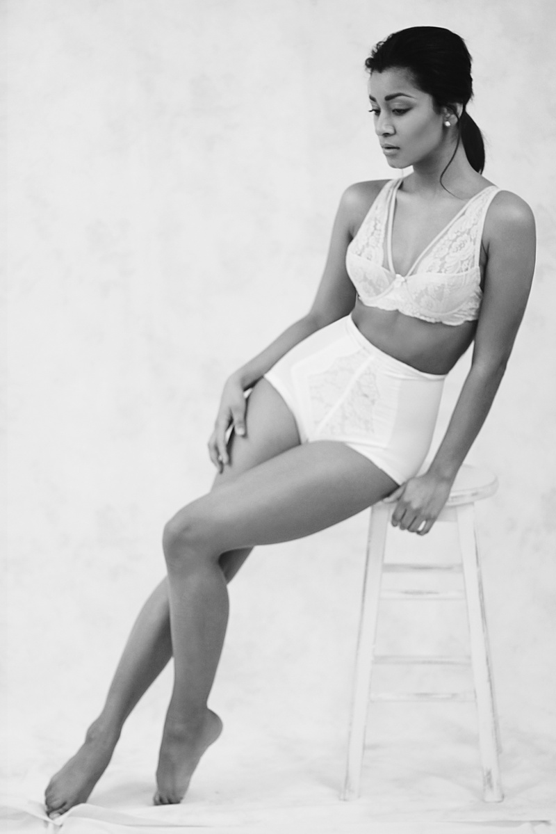 Female model photo shoot of LMB20 in http://katycummings.4ormat.com/