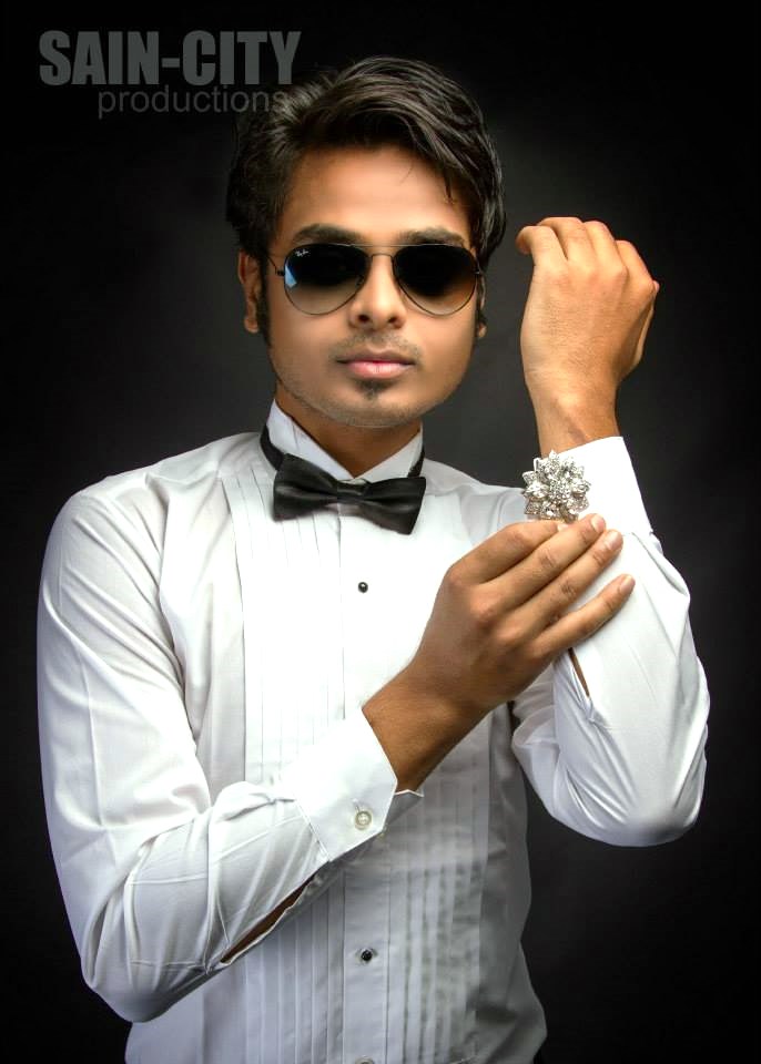 Male model photo shoot of Prakash Patil
