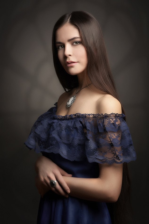 Female model photo shoot of Nadira Cleo
