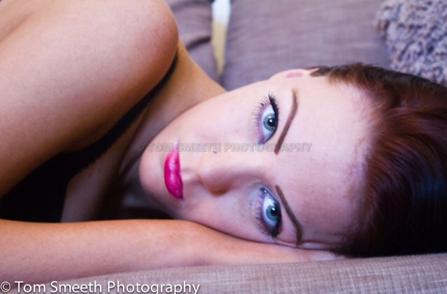Female model photo shoot of Jamielovemodel