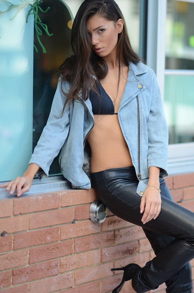 Female model photo shoot of 2014 Ana