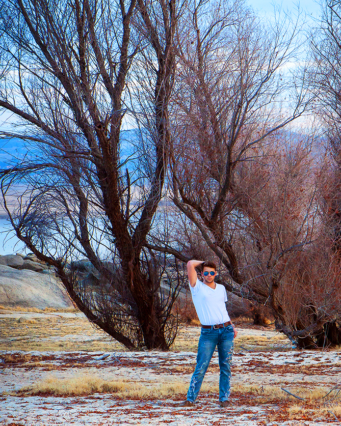Male model photo shoot of Ty holdener in folsom lake