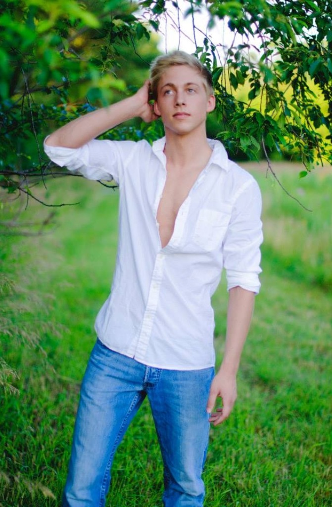 Male model photo shoot of Tyler Mar