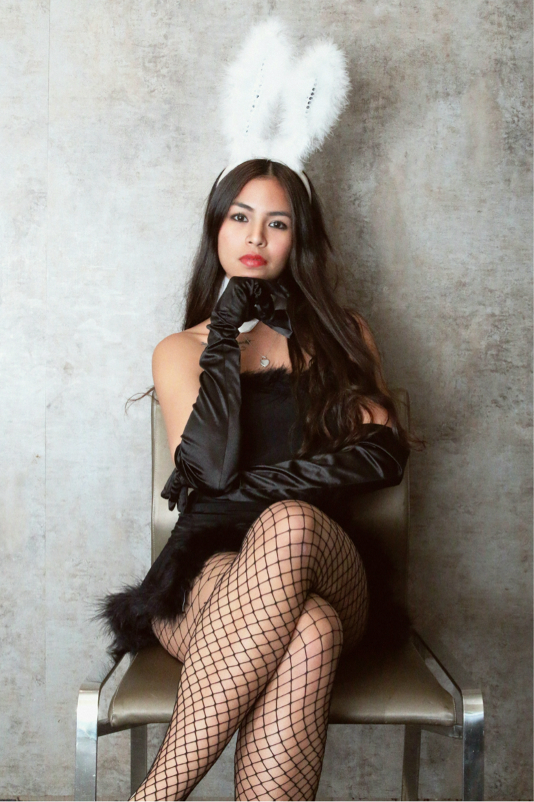 Female model photo shoot of Nikki T