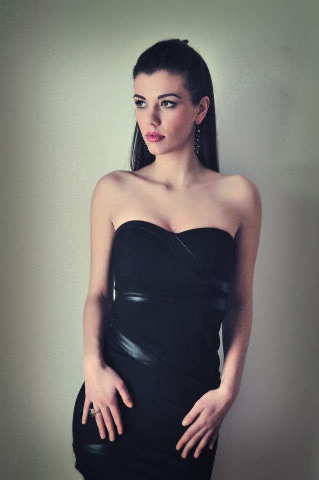 Female model photo shoot of Tajana Grubisic