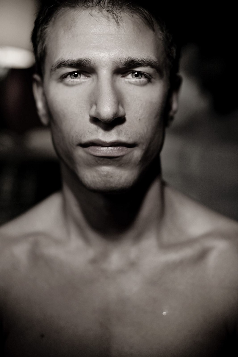 Male model photo shoot of Wes Ykema by JoE_Foto