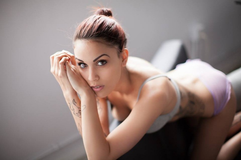 Female model photo shoot of JesseDarling by Max Thompson 