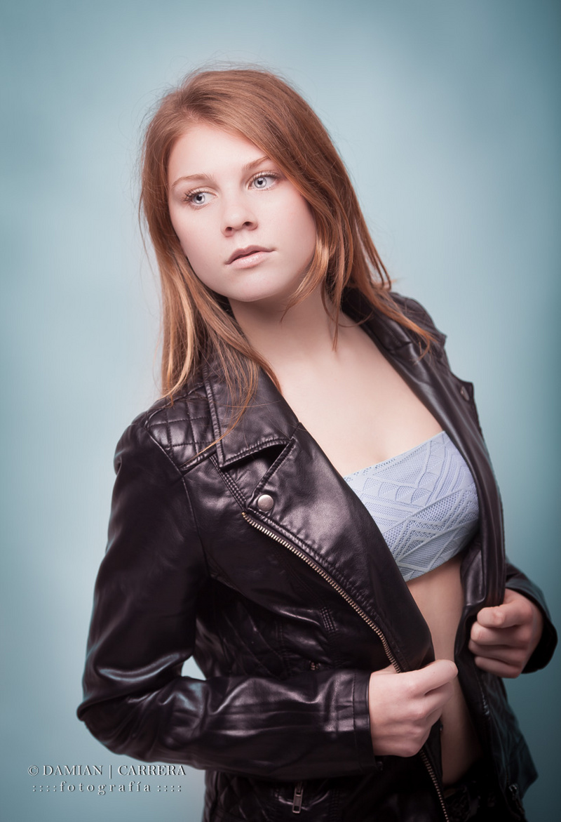 Female model photo shoot of Jodie Elizabeth Ackers