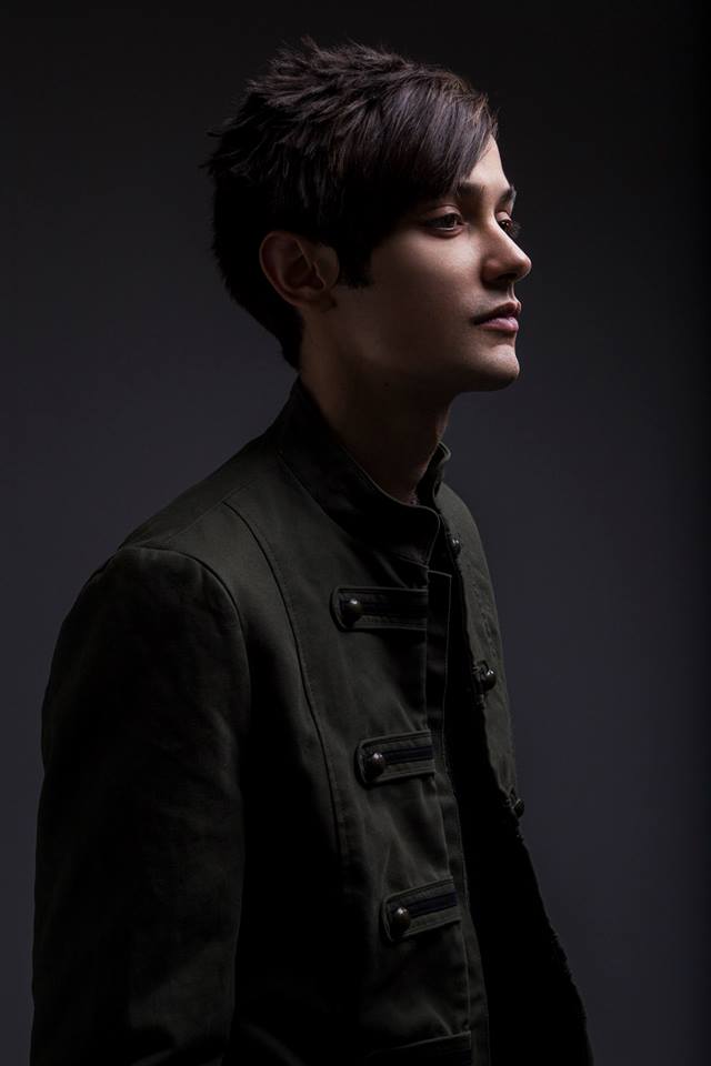 Male model photo shoot of Isake